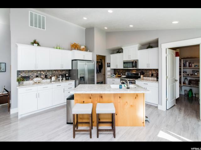 818 S 560 E, Providence, UT 84332 — photo 2
