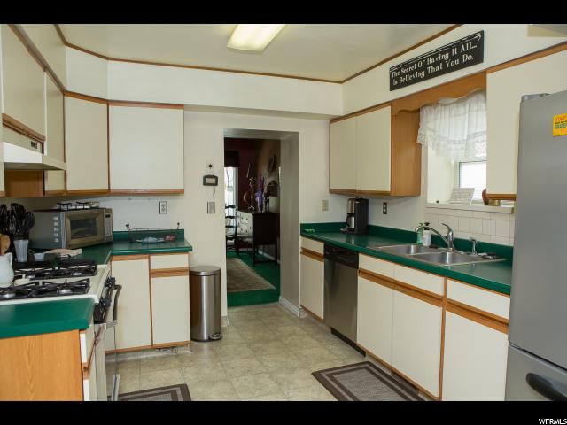 85 E Center Street St, Kanosh, UT 84637 — photo 10
