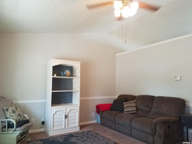 431 S Oakwood Dr, Logan, UT 84321 — photo 3