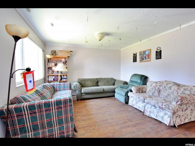 579 E Glenwood, Hyrum, UT 84319 — photo 2