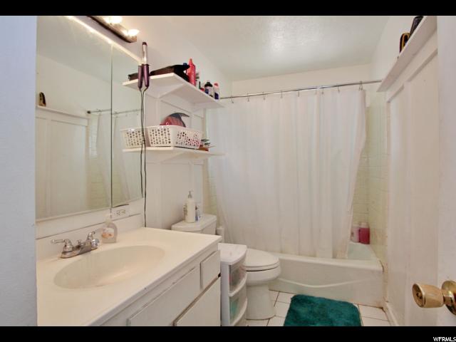 579 E Glenwood, Hyrum, UT 84319 — photo 4