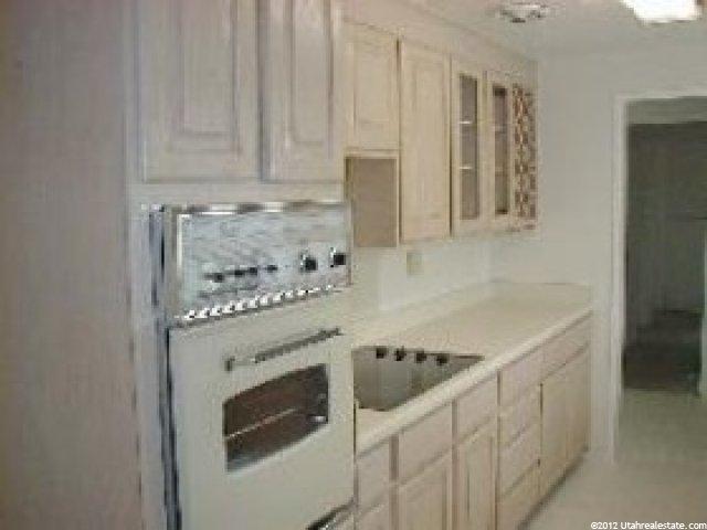 154 E 3000 S, Bountiful, UT 84010 — photo 3