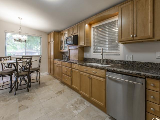 859 W 4000 S, Bountiful, UT 84010 — photo 8