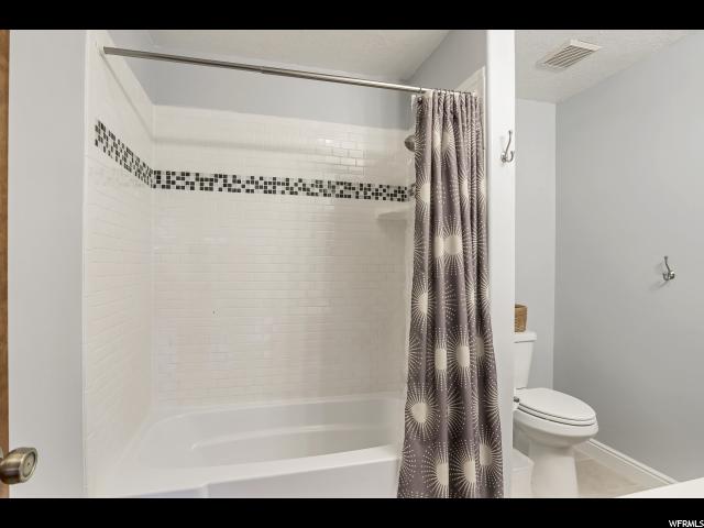 297 E 700 N, Kaysville, UT 84037 — photo 8