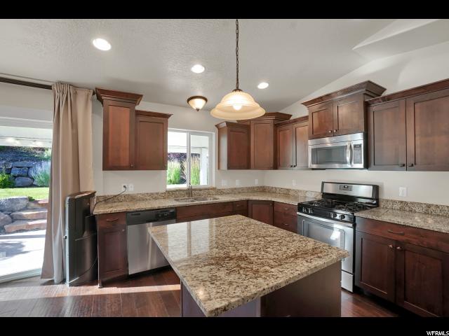 2080 E 3100 N, Layton, UT 84040 — photo 11