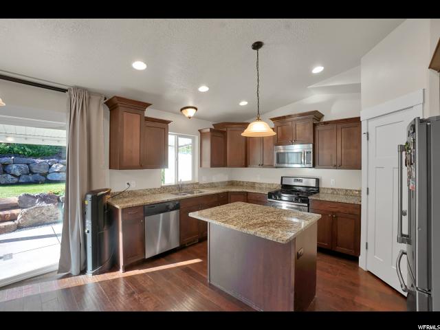 2080 E 3100 N, Layton, UT 84040 — photo 8