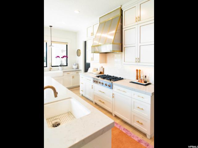 446 E Bowden St S, Sandy, UT 84070 — photo 10