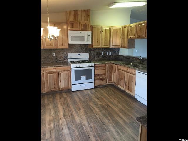 260 E 600 S, Roosevelt, UT 84066 — photo 4