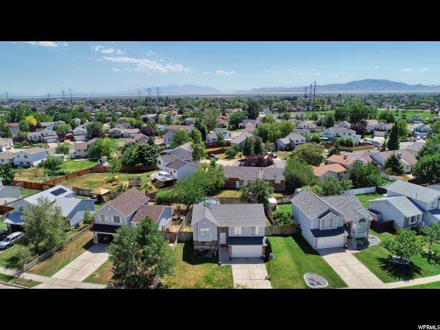 199 W 1980 S, Clearfield, UT 84015 — photo 2