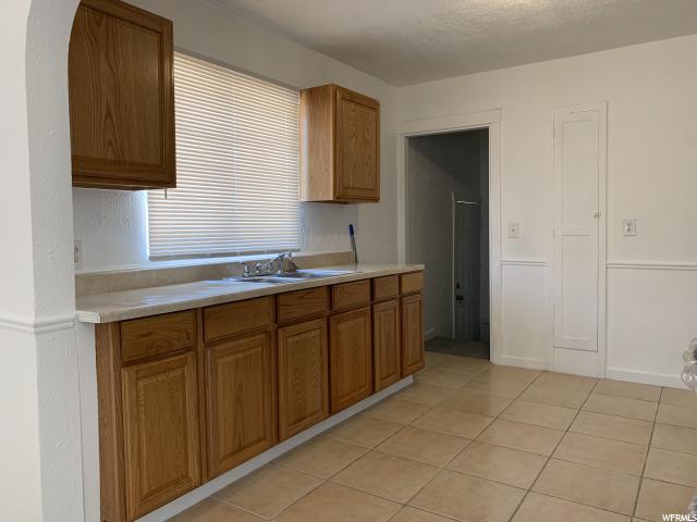 221 E 32nd St S, Ogden, UT 84401 — photo 2