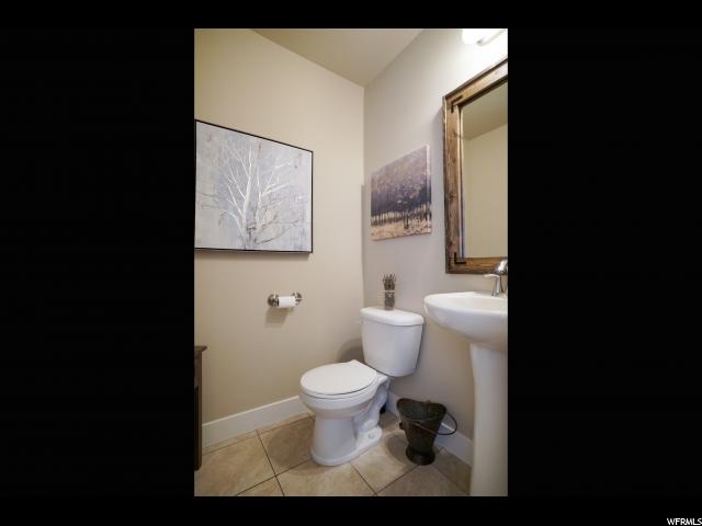 794 E 1525 N, North Ogden, UT 84414 — photo 4