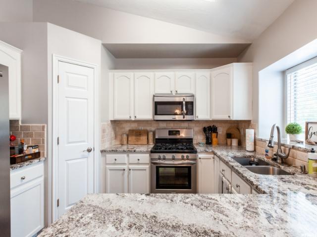 7631 S 520 E, Midvale, UT 84047 — photo 5