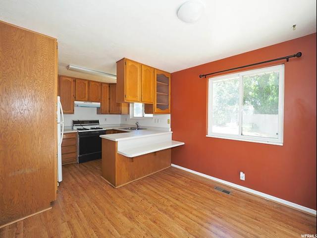 661 E 950 S, Clearfield, UT 84015 — photo 9