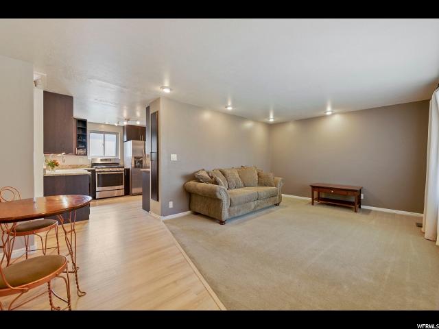 445 E Torry Cir S, Sandy, UT 84070 — photo 3