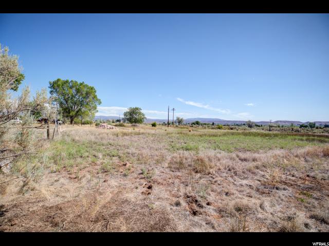 7298 E 7000 N, Lapoint, UT 84039 — photo 4