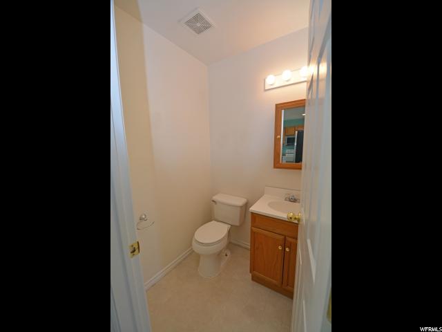 626 E 2000 S, Clearfield, UT 84015 — photo 8