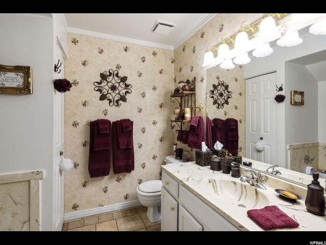 1048 E Pine Ridge Rd S, Sandy, UT 84094 — photo 12