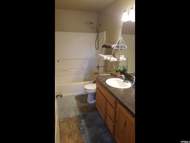 2089 N Evans Cove Loop, Layton, UT 84041 — photo 11