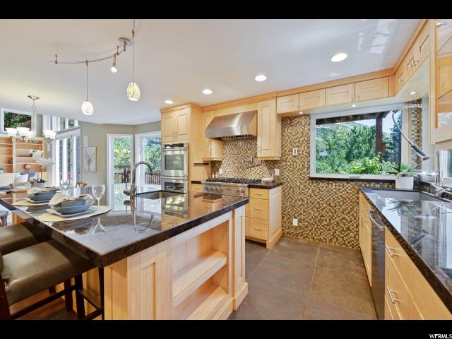 2486 E Brookglen Dr, Sandy, UT 84092 — photo 12