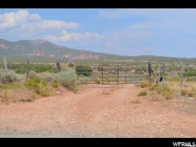 11986 N 12500 E, Lapoint, UT 84039 — photo 9