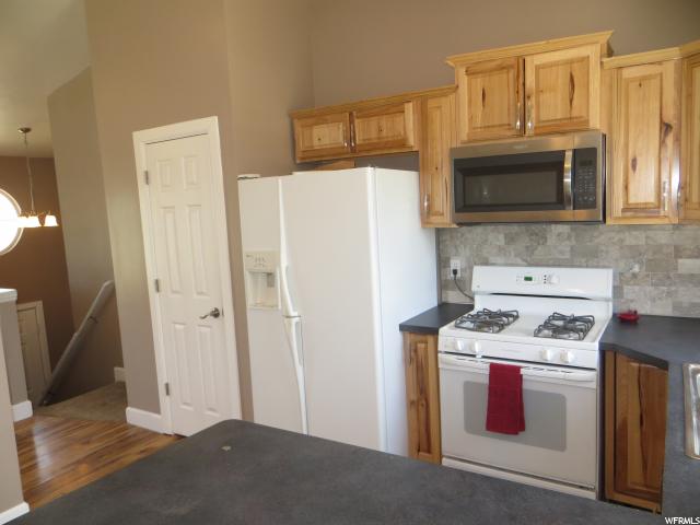 2252 N 2400 W, Clinton, UT 84015 — photo 6