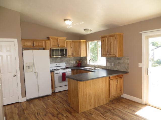 2252 N 2400 W, Clinton, UT 84015 — photo 5