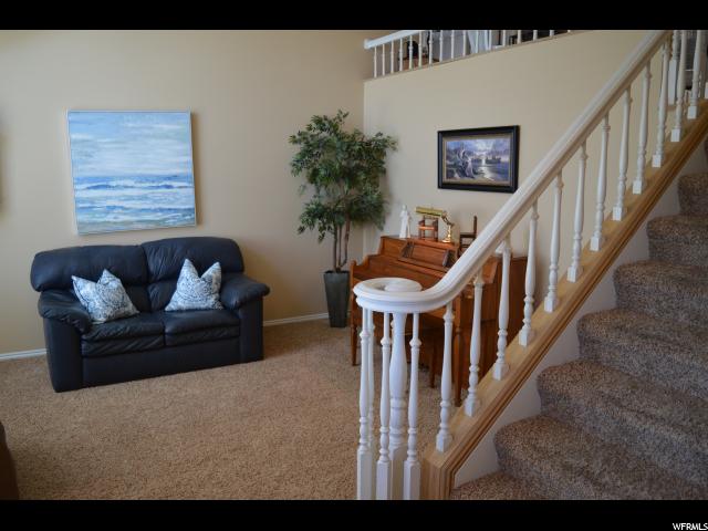 1172 N 3050 E, Layton, UT 84040 — photo 3