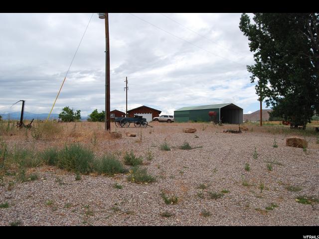 9497 E 7000 N, Lapoint, UT 84039 — photo 12