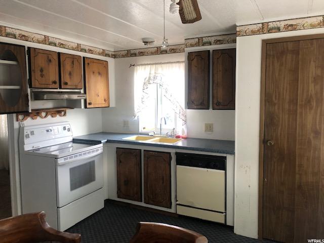 749 S Elm St E, Price, UT 84501 — photo 2