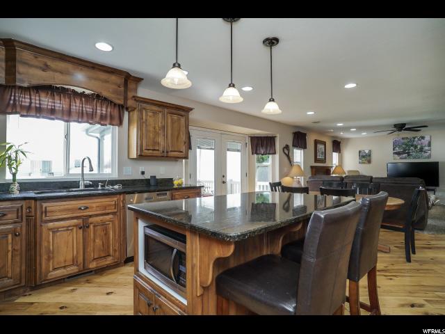 96 E 2100 S, Clearfield, UT 84015 — photo 9
