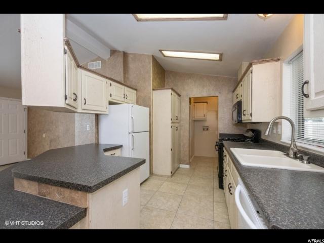 8780 S 250 E, Sandy, UT 84070 — photo 6