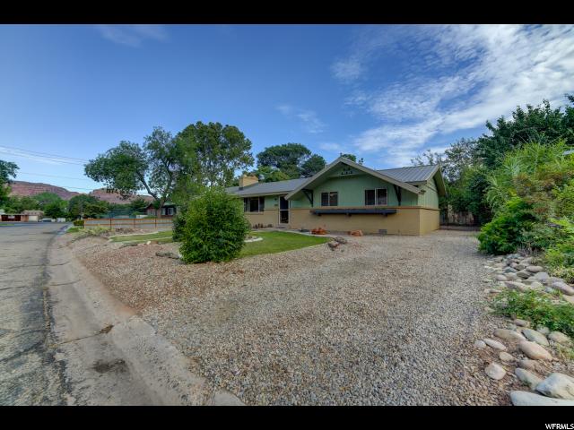 451 E Sundial Dr, Moab, UT 84532 — photo 2