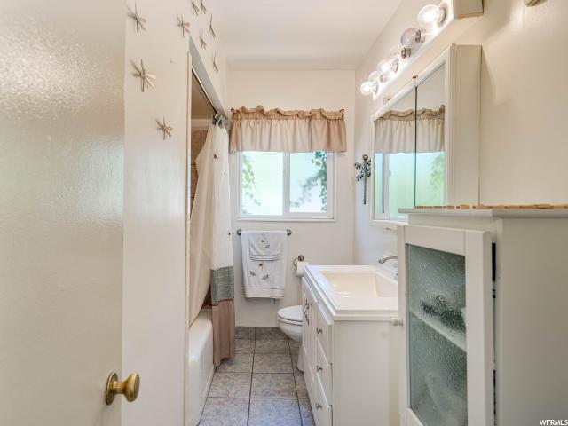 732 W 3500 S, Bountiful, UT 84010 — photo 8