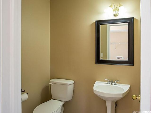 220 N 360 W, Clearfield, UT 84015 — photo 10