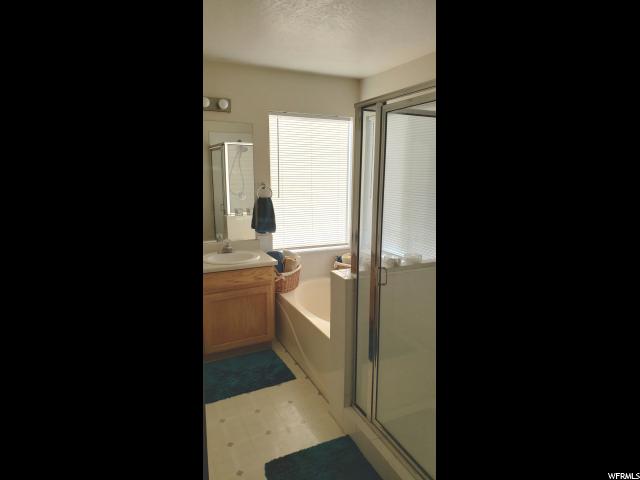 798 W 1300 N, Clinton, UT 84015 — photo 11