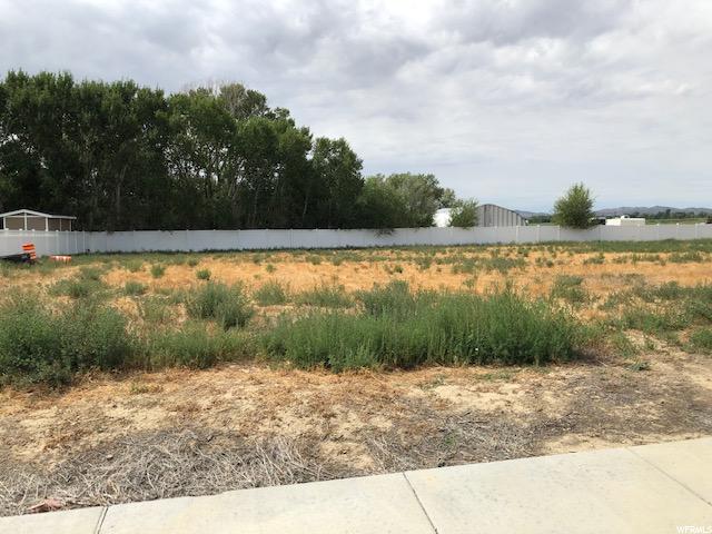 1358 E 1750 N, Vernal, UT 84078 — photo 2