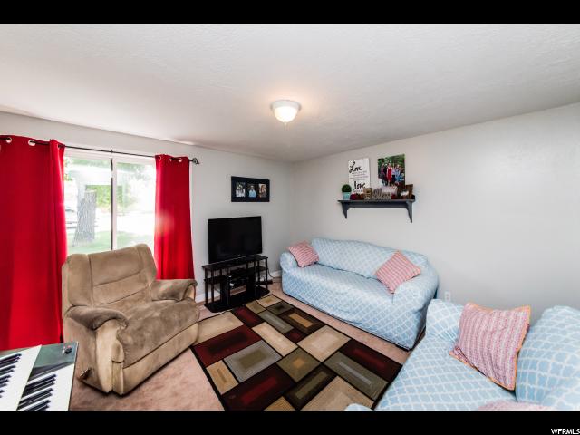 679 E 300 S, Hyrum, UT 84319 — photo 10