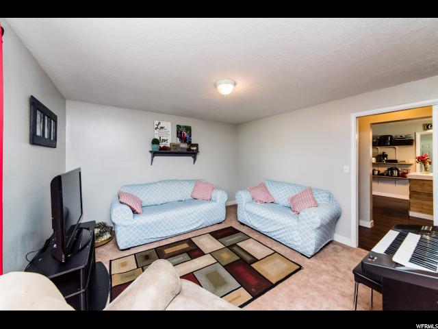 679 E 300 S, Hyrum, UT 84319 — photo 9