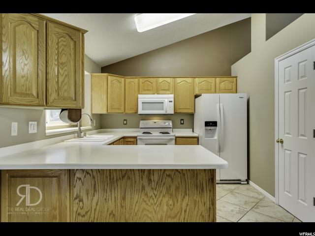 776 W 1875 N, Centerville, UT 84014 — photo 10