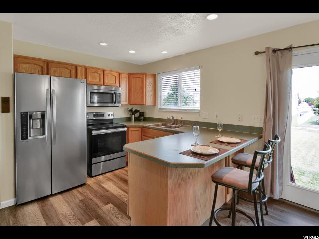 1566 N 2275 W, Clinton, UT 84015 — photo 8