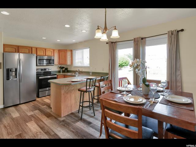 1566 N 2275 W, Clinton, UT 84015 — photo 9