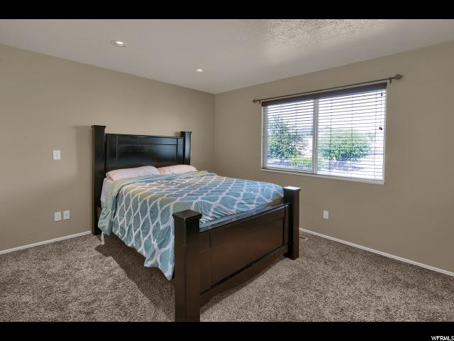 1566 N 2275 W, Clinton, UT 84015 — photo 5