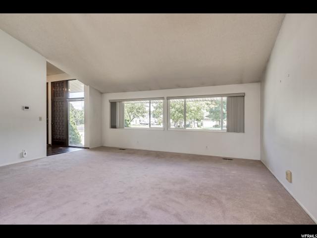 2174 E Pepperwood Dr, Sandy, UT 84092 — photo 10