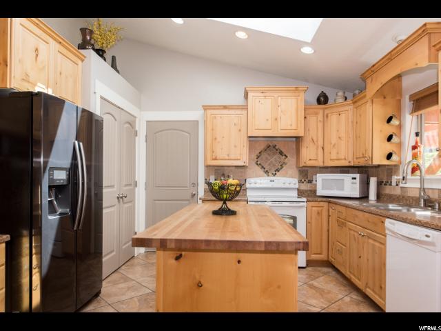 860 S 450 E, Providence, UT 84332 — photo 4