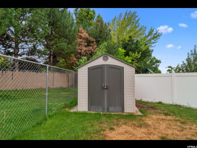 2373 N 1050 W, Clinton, UT 84015 — photo 5