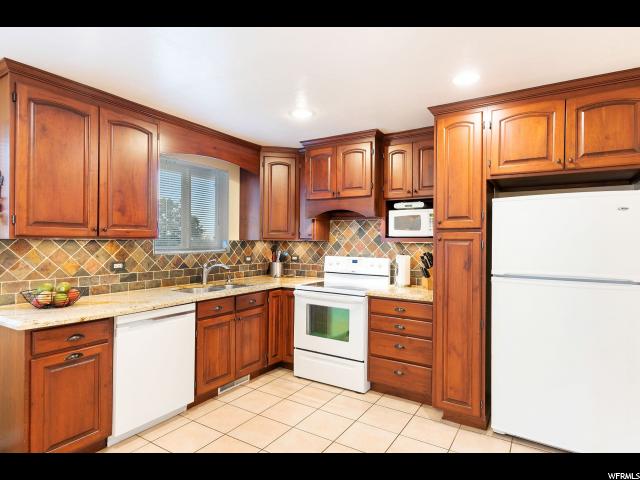 272 E 1250 N, Centerville, UT 84014 — photo 2