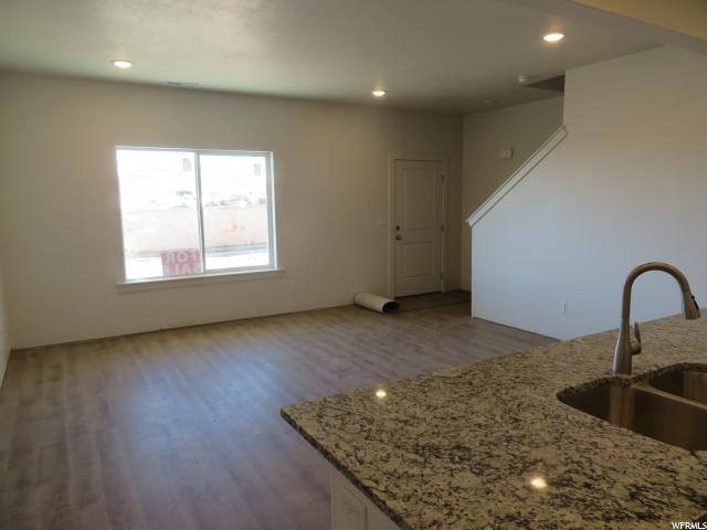1537 E 320 S, Hyrum, UT 84319 — photo 12