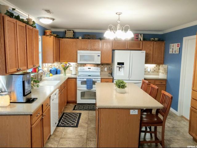 2033 S 875 E, Clearfield, UT 84015 — photo 5