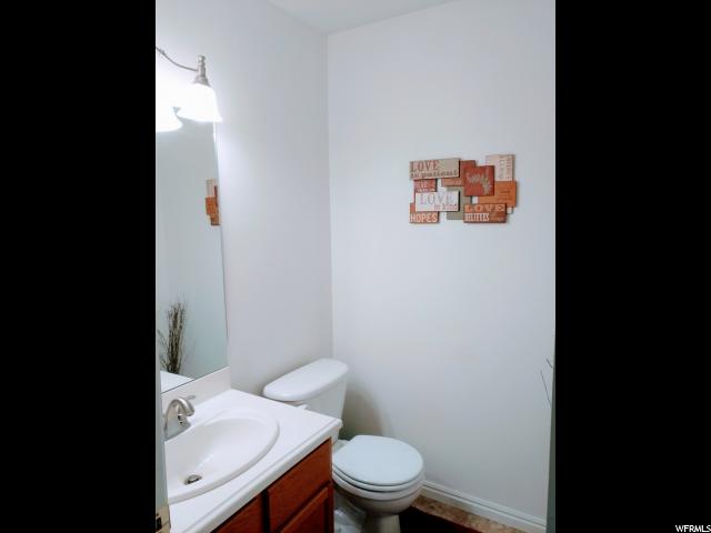2033 S 875 E, Clearfield, UT 84015 — photo 9
