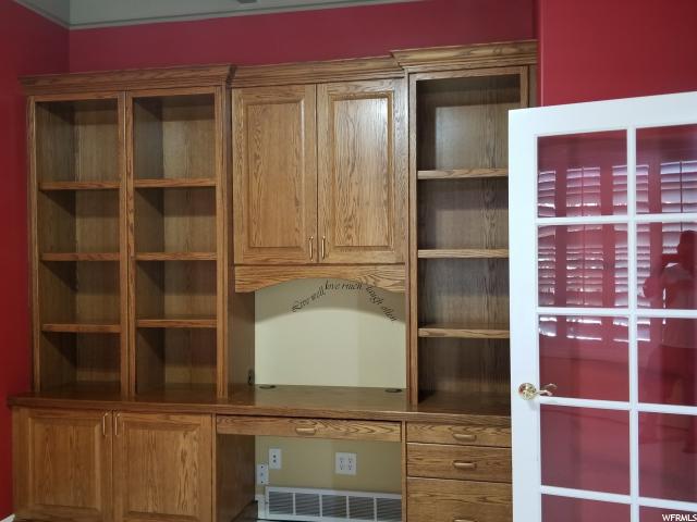 1521 Wasatch Dr E, Ogden, UT 84403 — photo 2